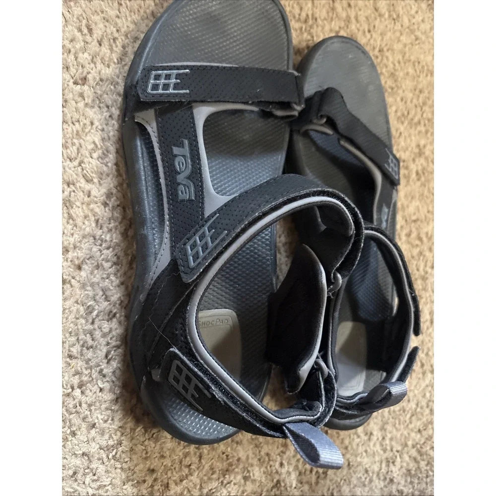 TEVA Sandals Men's 13 Black Straps Open Toe Summer Hiking Beach Outdoors